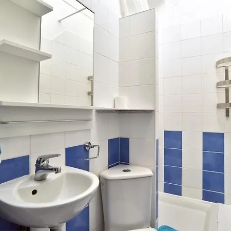 Дом отдыха Maison De Charme Dans Rue Tres Calme